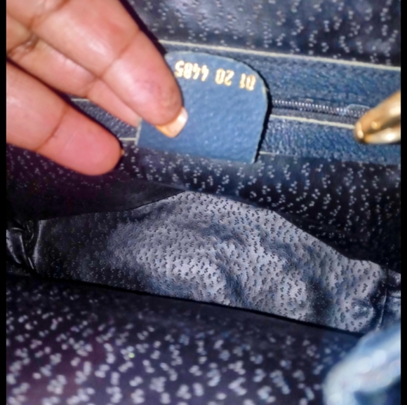 💕💅👜 Amazing Gucci pig skin Bucket💕😍 - Picture 12 of 12